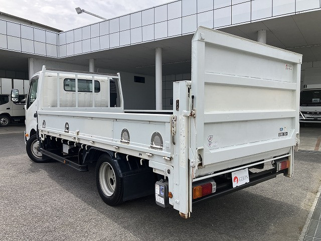 日野 デュトロ 小型 平ボディ SKG-XZU710M(113991) 6枚目