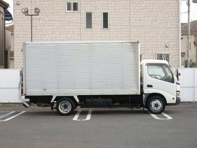 トヨタ ダイナ 小型 バン KK-XZU347(6668) 3枚目