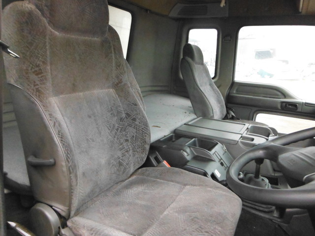 いすゞ ギガ 大型 冷蔵冷凍バン KL-CYL51V3Z(2200) 23枚目