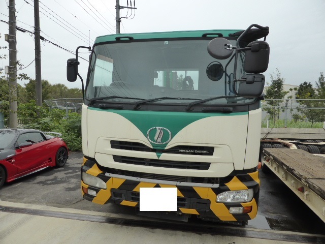 UDトラックス（日産） ビッグサム 大型 トラクタ ADG-GW4XLG(2130) 3枚目