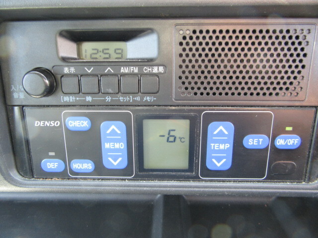 ダイハツ ハイゼット 軽 冷蔵冷凍バン EBD-S500P(10152) 27枚目