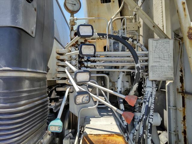 三菱ふそう スーパーグレート 大型 平ボディ（クレーン付） KL-FS50MVZ(10835) 34枚目