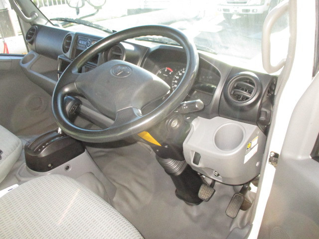 トヨタ トヨエース 小型 バン TPG-XZC605(78321) 16枚目