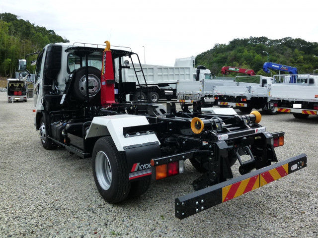 三菱ふそう ファイター 中型 コンテナ専用車 2KG-FK72F(111431) 6枚目
