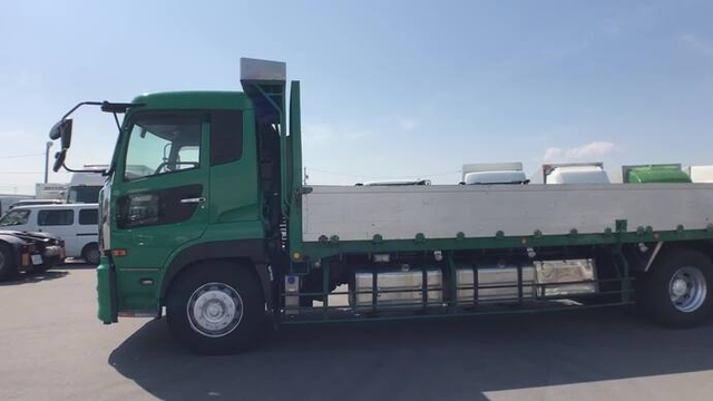 UDトラックス（日産） クオン 大型 平ボディ QKG-CD5ZA(35342) 7枚目