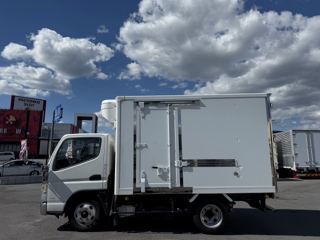 三菱ふそう キャンター 小型 冷蔵冷凍バン TPG-FBA50(110263) 4枚目