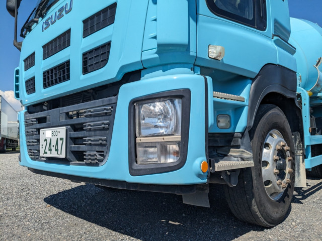 いすゞ ギガ 大型 ミキサー車 QKG-CXZ77AT(111490) 22枚目
