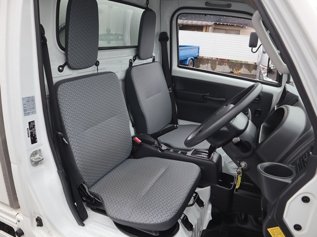 スズキ キャリィ 軽 冷蔵冷凍バン EBD-DA16T(109987) 31枚目