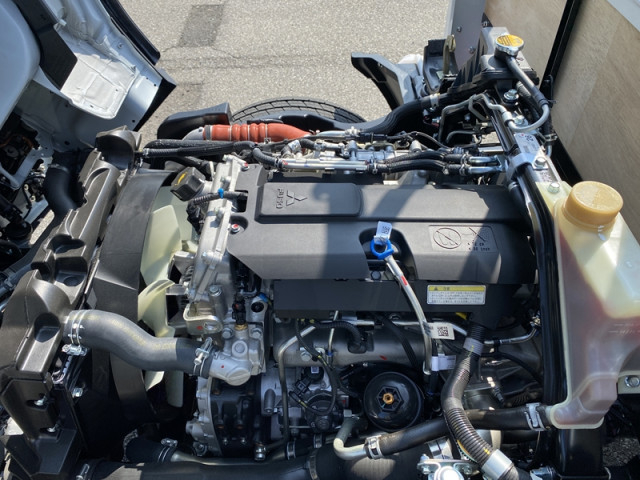 三菱ふそう キャンター 小型 平ボディ 2RG-FEAV0(112605) 10枚目