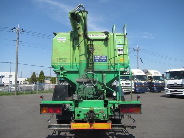 UDトラックス（日産） クオン 大型 粉粒体運搬車 ADG-CW4YL(9668) 5枚目