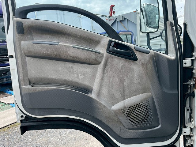 マツダ タイタン 小型 バン BDG-LPR85AN(110451) 23枚目