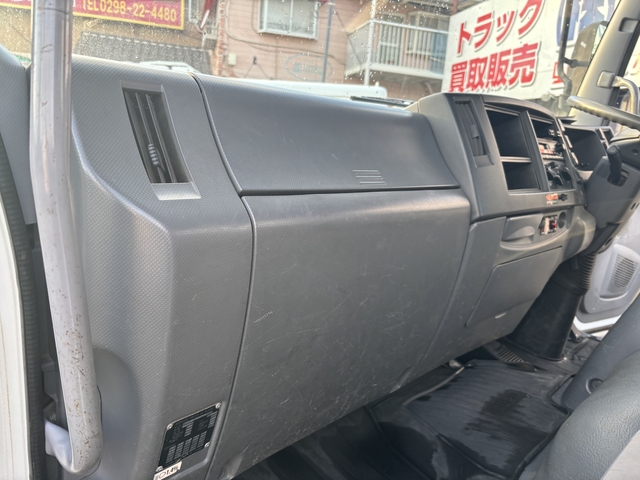 いすゞ フォワード 中型 平ボディ（クレーン付） TKG-FRR90S1(108022) 75枚目