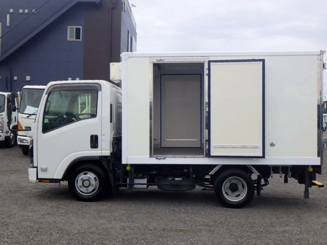 いすゞ エルフ 小型 冷蔵冷凍バン 2RG-NLR88AM(112862) 7枚目