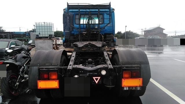 UDトラックス（日産） クオン 大型 トラクタ ADG-GK4XAD(3354) 7枚目