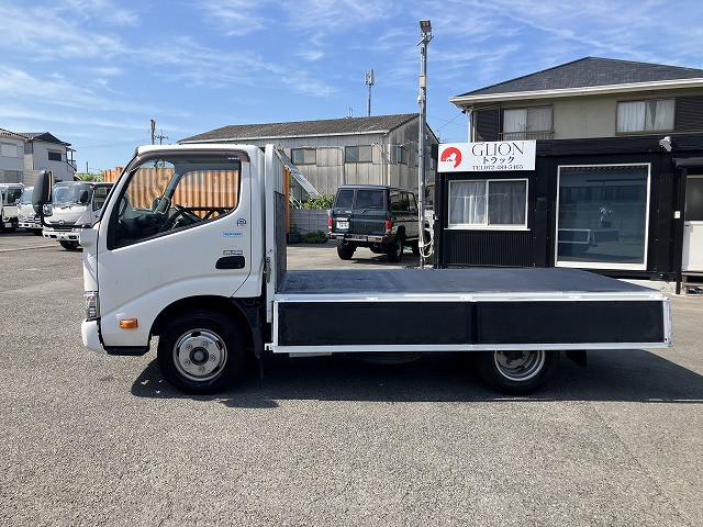 日野 デュトロ 小型 平ボディ TPG-XZU605M(110184) 11枚目