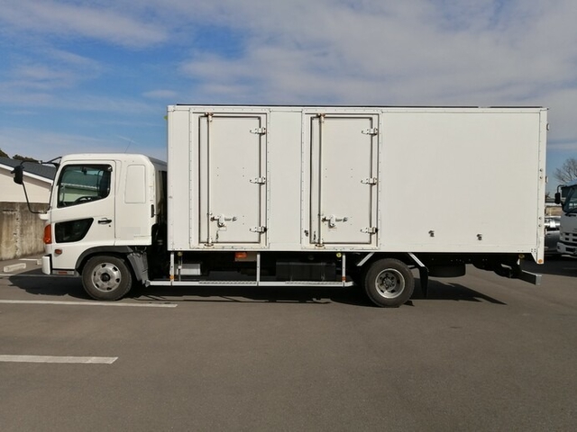 日野 レンジャー 中型 冷蔵冷凍バン BDG-FD7JKWA(5491) 9枚目
