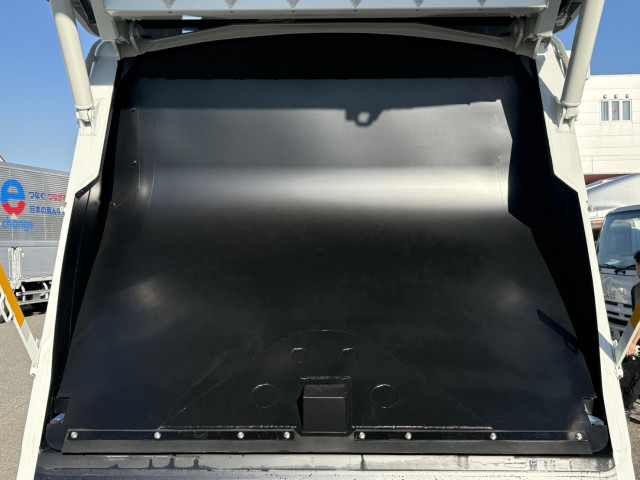 三菱ふそう ファイター 中型 塵芥車（プレス式） 2KG-FK72F(112788) 23枚目