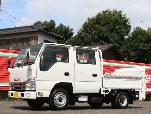 いすゞ エルフ 小型 Wキャブ TRG-NHR85A(109372) 1枚目