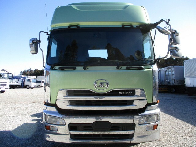 UDトラックス（日産） クオン 大型 トラクタ QKG-GK6XAD(9277) 2枚目