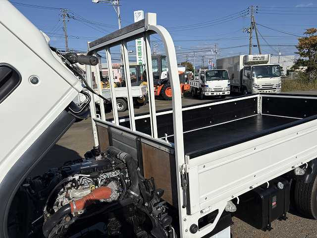 マツダ タイタン 小型 平ボディ 2RG-LKS88A(95481) 42枚目