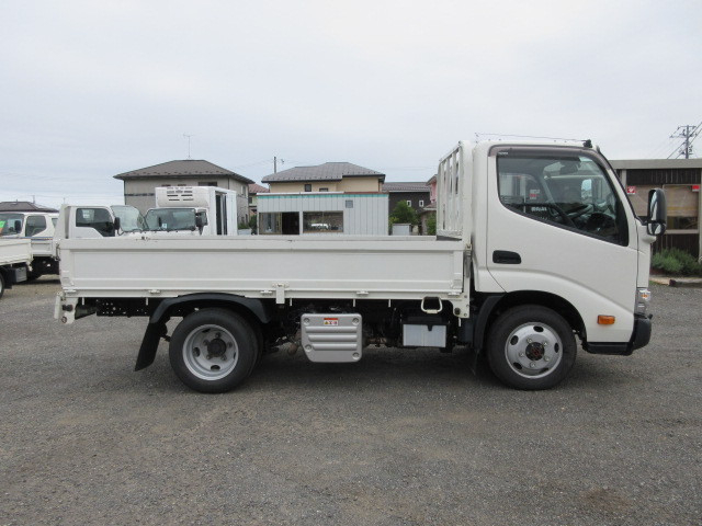 トヨタ ダイナ 小型 平ボディ 2DG-XZC675(112258) 6枚目