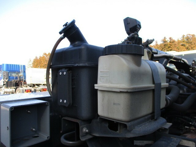 UDトラックス（日産） クオン 大型 トラクタ QKG-GK6XAD(9277) 56枚目