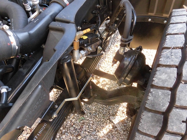 三菱ふそう ファイター 増トン 平ボディ（クレーン付） 2KG-FK62FZ(62535) 24枚目