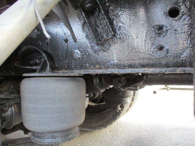 いすゞ ギガ 大型 平ボディ（クレーン付） PDG-CYY77V8(7752) 16枚目