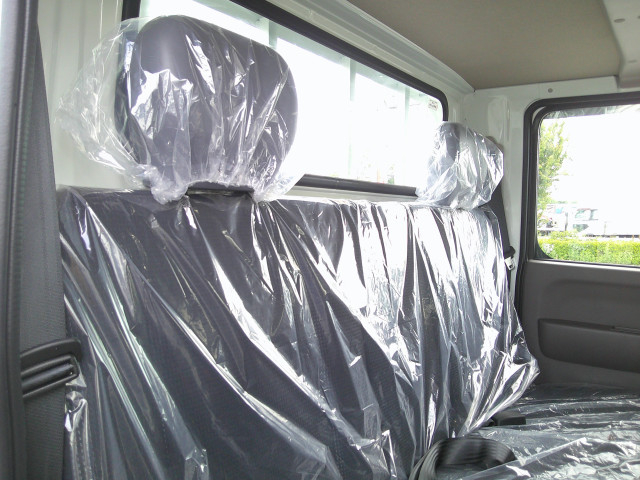 Mitsubishi Fuso canter Small Double cab 2RG-FBA20(105856) 22枚目