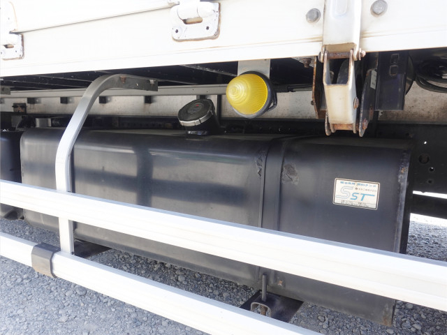 Isuzu forward Middle Wing body 2RG-FRR90T2(103878) 24枚目