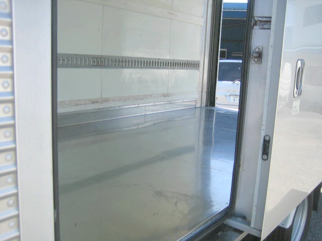 Isuzu elf Small Freezer box_body TKG-NPR85AN(105942) 9枚目