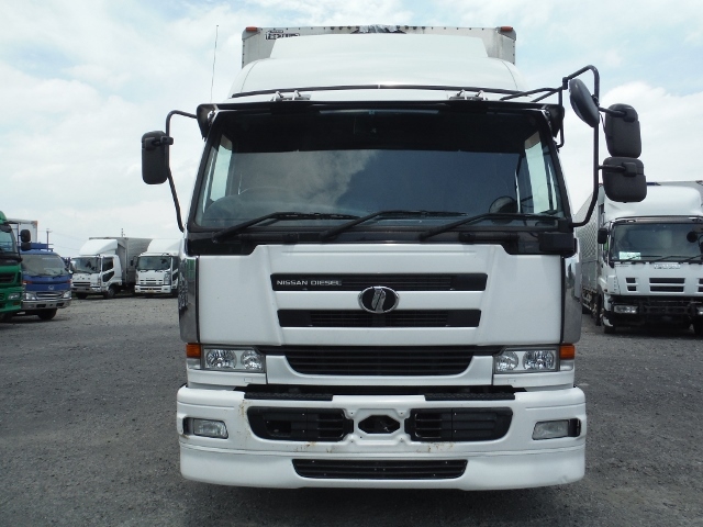 UDトラックス（日産） ビッグサム 大型 ウィング KL-CG48L(1105) 3枚目