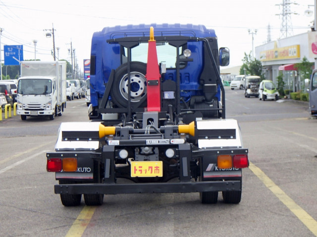 いすゞ フォワード 中型 コンテナ専用車 TKG-FRR90S2(110002) 6枚目