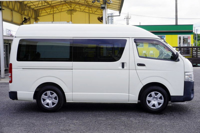 トヨタ ハイエース 小型 Translation missing: ja.item.body_keijou_enum.body_keijou_light_van CBF-TRH200K(110801) 5枚目