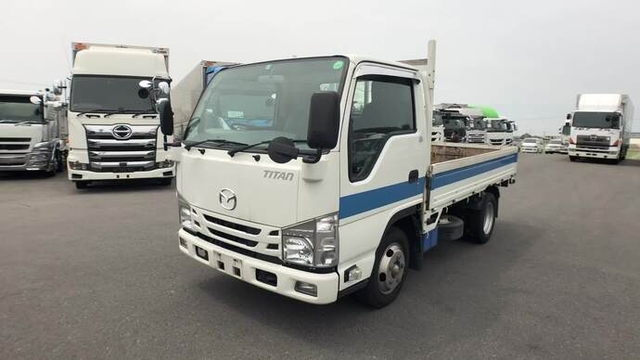マツダ タイタン 小型 平ボディ TRG-LHR85A(34843) 1枚目