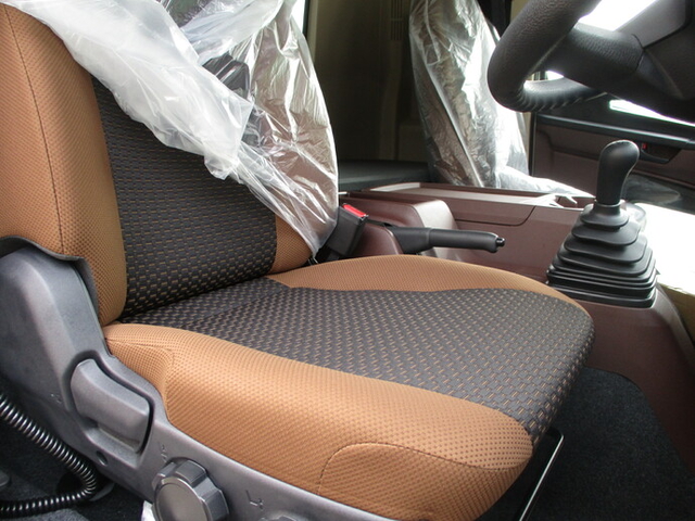 日野 レンジャー 中型 ウィング 2KG-FD2ABG(9555) 17枚目