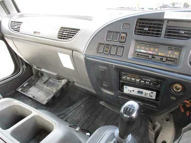 いすゞ フォワード 中型 ミキサー車 PB-FRR35D3(39872) 8枚目