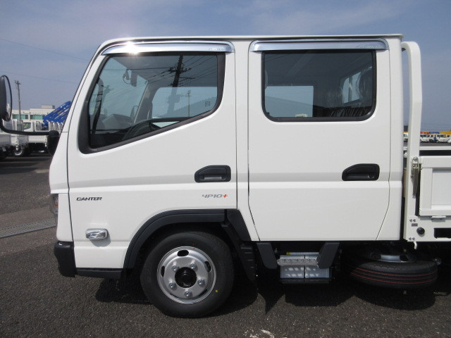 Mitsubishi Fuso canter Small Double cab 2RG-FBA20(88746) 38枚目