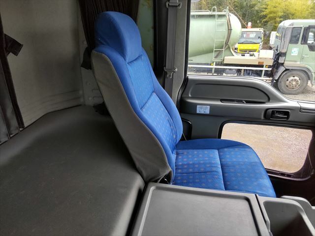 いすゞ ギガ 大型 トラクタ QKG-EXD52AD(9397) 40枚目