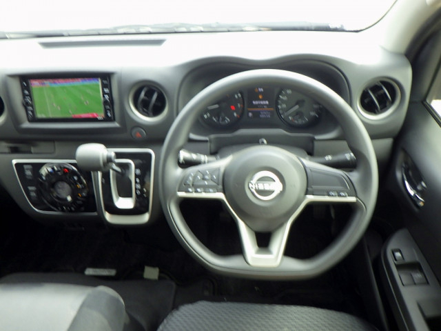 日産自動車 キャラバン 小型 バス 3BF-DS4E26(107919) 23枚目