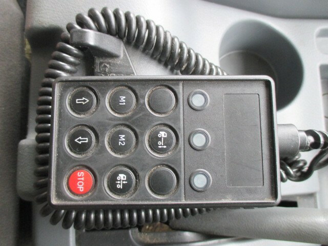 三菱ふそう ファイター 小型 冷蔵冷凍バン TKG-FK64F(7763) 40枚目