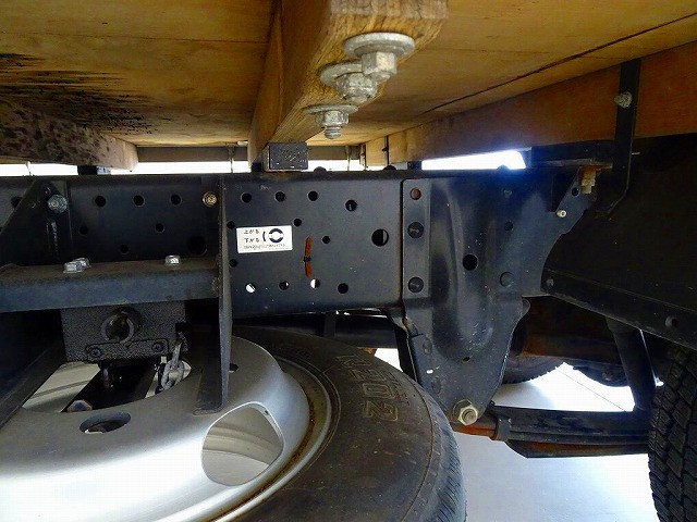 いすゞ エルフ 小型 平ボディ TRG-NHR85A(96471) 38枚目