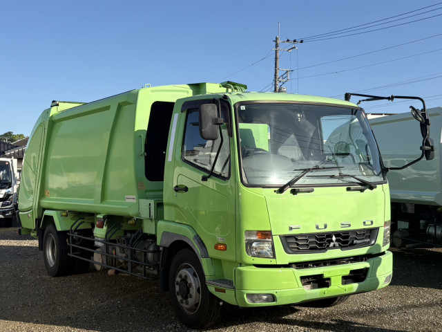 Mitsubishi Fuso fighter 6studs large Packer compress trucks TKG-FK72FY(109570) 2枚目