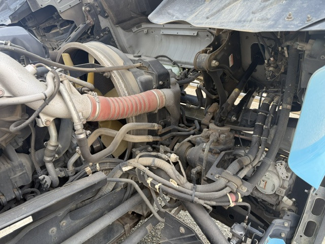 UDトラックス（日産） クオン 大型 Translation missing: ja.item.body_keijou_enum.body_keijou_carrier_other QKG-CG5ZA(110783) 26枚目