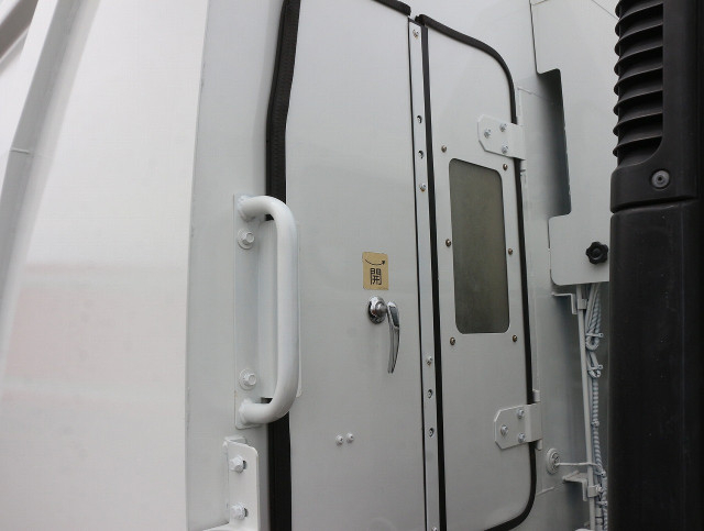 三菱ふそう キャンター 小型 塵芥車（プレス式） TKG-FEB90(109365) 28枚目