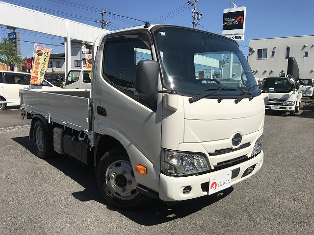 日野 デュトロ 小型 平ボディ 2RG-XZU605M(112876) 3枚目