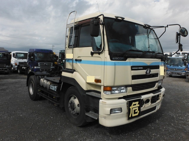 UDトラックス（日産） ビッグサム 大型 トラクタ KL-CK482BAT(2266) 1枚目