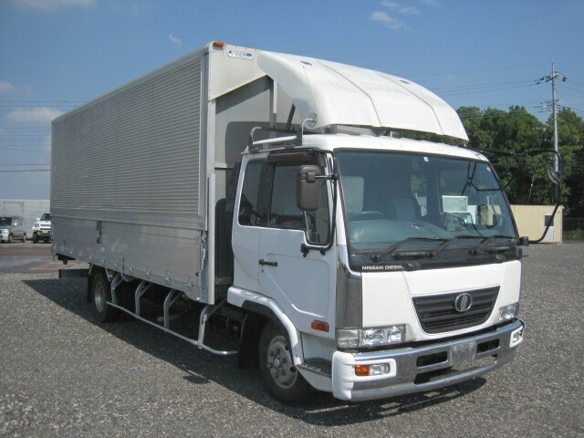 UDトラックス（日産） コンドル 中型 ウィング PB-MK36A(11038) 3枚目
