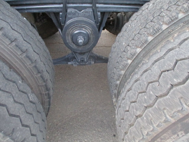 Nissan UD quon Large Soil dump 2PG-CW5AL(36694) 13枚目