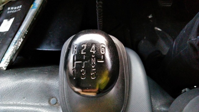 いすゞ エルフ 中型 バン PDG-NPR75N(3330) 37枚目